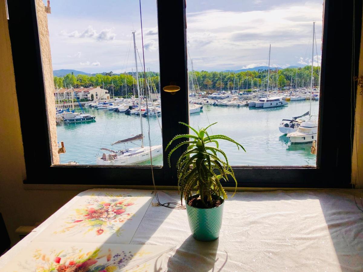 Petit Cocon Magnifique Vue Sur Marina Dans Le Golfe De Saint Tropez Apartman Cogolin Kültér fotó