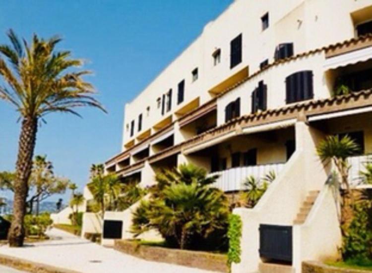 Petit Cocon Magnifique Vue Sur Marina Dans Le Golfe De Saint Tropez Apartman Cogolin Kültér fotó