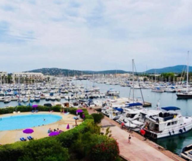 Petit Cocon Magnifique Vue Sur Marina Dans Le Golfe De Saint Tropez Apartman Cogolin Kültér fotó