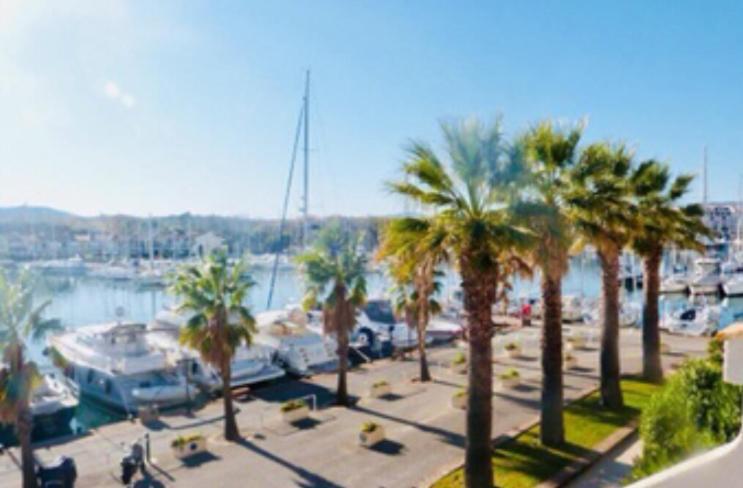 Petit Cocon Magnifique Vue Sur Marina Dans Le Golfe De Saint Tropez Apartman Cogolin Kültér fotó
